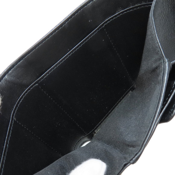 CHANEL Black Caviar Leather Logo Wallet - Picture 5 of 11